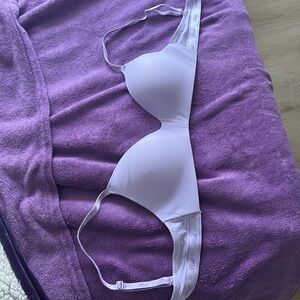 PINK Victoria's Secret Lavender Bra 36C